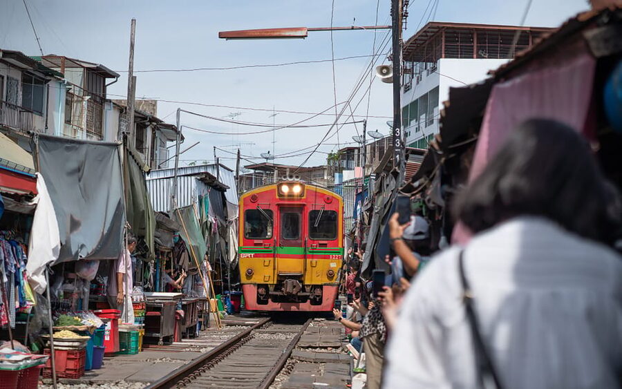 Bangkok: Maeklong Railway Market and Amphawa Floating Market - Siam Paragon start: how the logistics work in real life