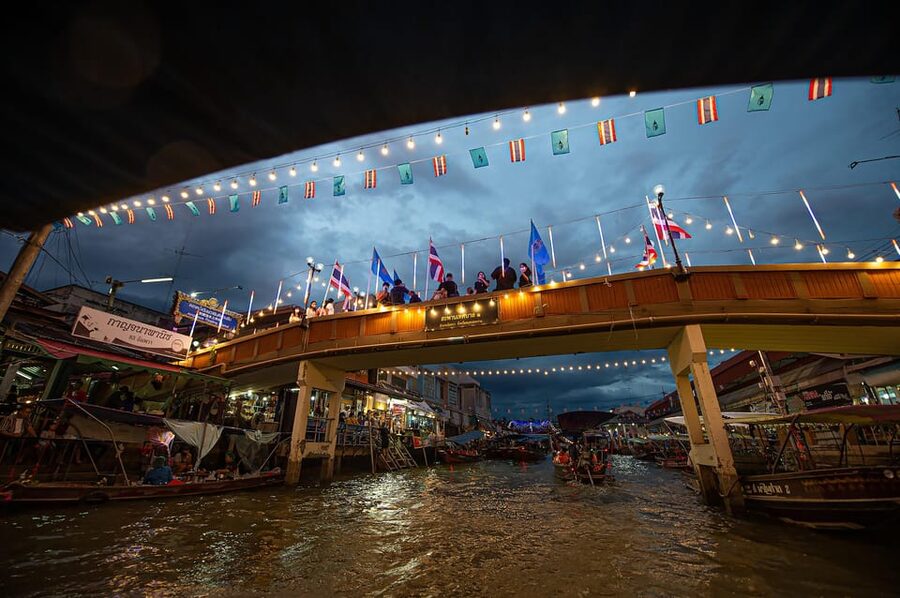 Bangkok: Maeklong Railway Market and Amphawa Floating Market - Your guide on this route: what actually helps day-to-day
