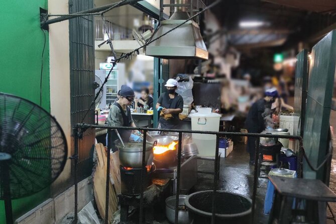 Bangkok: Michelin Guide Street Food Tour by Tuk Tuk - Nai Ek rolled noodles: mini-cigar noodles that actually make sense