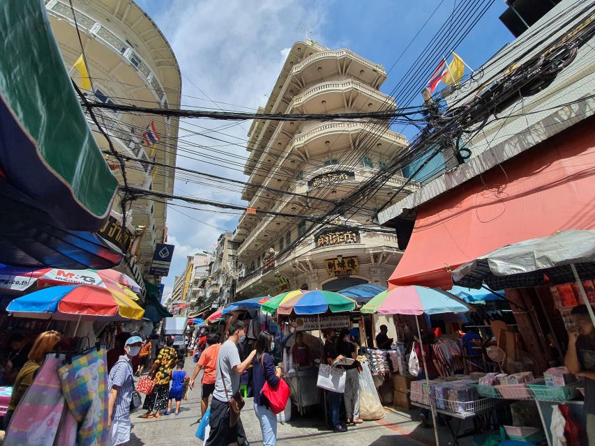 Bangkok: Must things to see in China town, Small group - Sampeng Market and the shopping maze that teaches you how Chinatown works