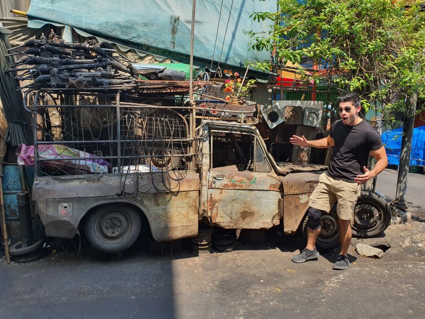 Bangkok: Must things to see in China town, Small group - Mee’s role: why the Thai Chinese stories land, not just the sites