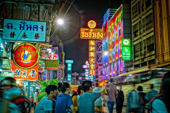 Bangkok Night Michelin Foodie Tour in Chinatown with 15+ tastings - Pacing and guide style, what to expect in the real world