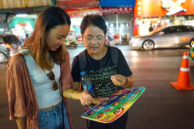 Bangkok Night Michelin Foodie Tour in Chinatown with 15+ tastings - The 3-hour itinerary, stop by stop