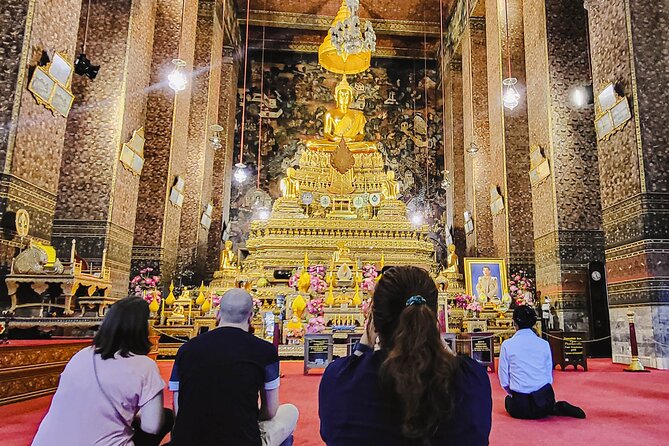 Bangkok Night Tour: Wat Arun, Wat Pho, Chinatown & Tuk Tuk Ride - Wat Pho (reclining Buddha area): 30 minutes that can be meaningful