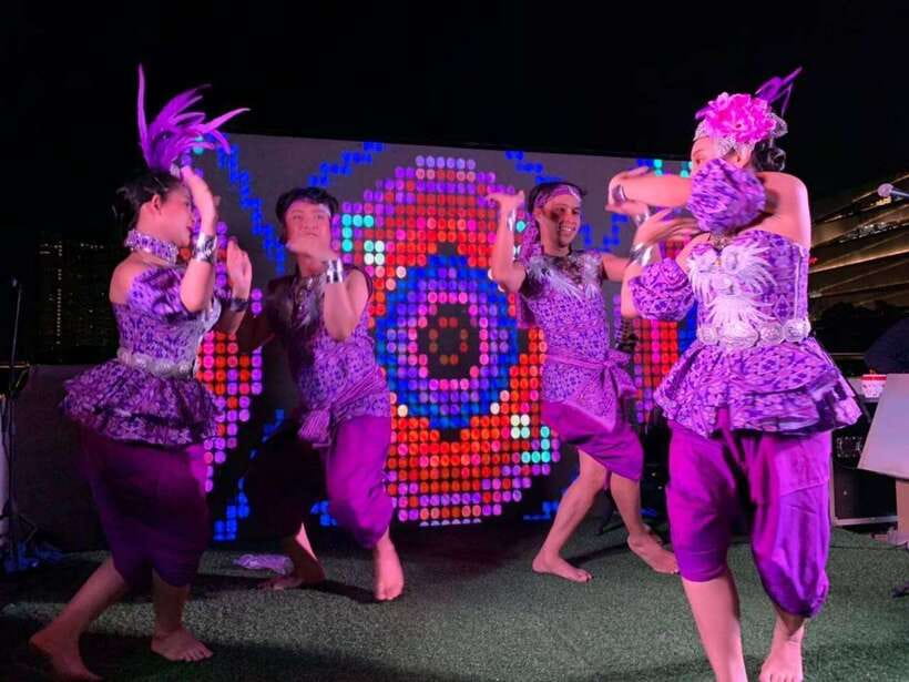 Bangkok: Noah 6 Stars Luxury Chaophraya River Dinner Cruise - Tips to make your cruise better (and calmer)