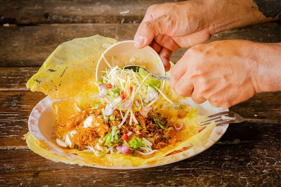 Bangkok: Old Siam Food Tour with 15+ Tastings - Tuk-Tuk Transfer: Short Ride, Big Change in Vibe