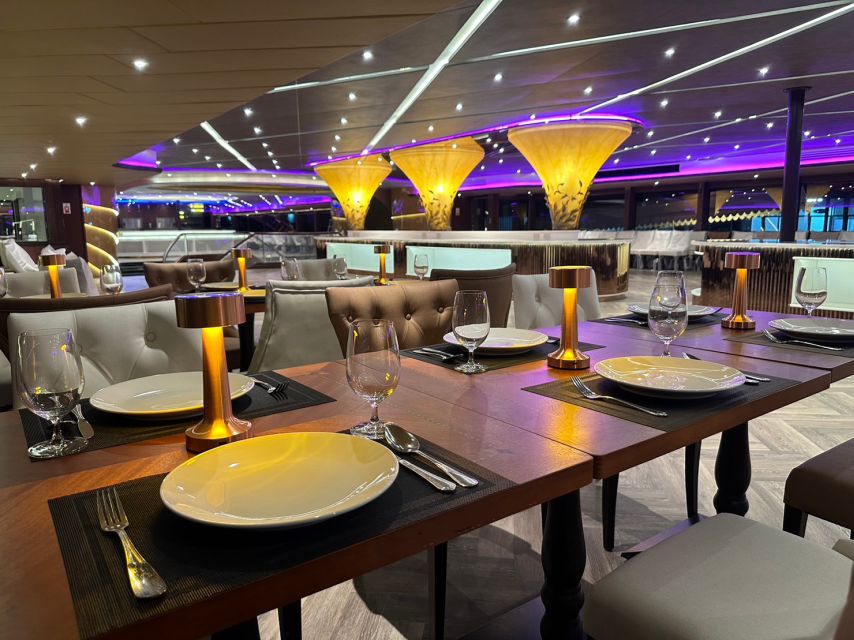 Bangkok: Opulence Luxury Chao Phraya Dinner Cruise - The river route: what you’ll see from the water