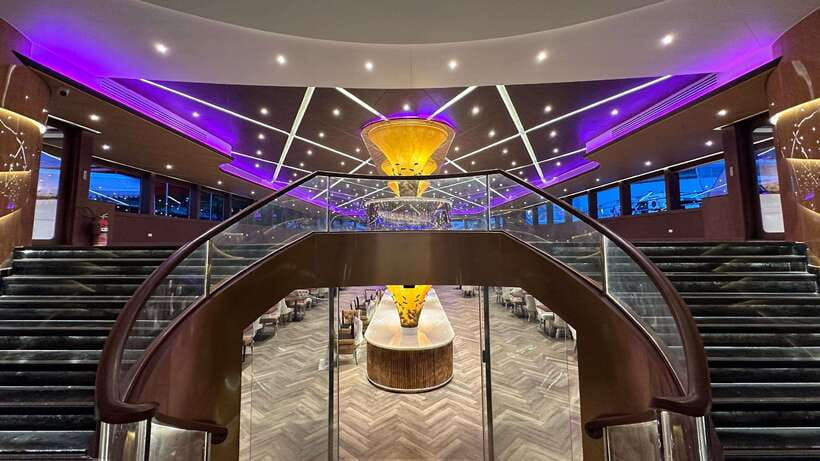 Bangkok: Opulence Luxury Dinner Cruise with Hotel Transfer - Should you book the Opulence luxury dinner cruise?