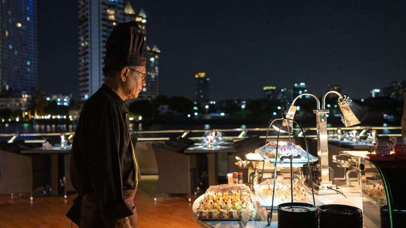 Bangkok: Opulence Luxury Dinner Cruise with Hotel Transfer - The landmark route: from Wat Arun glow to Asiatique riverside scenes