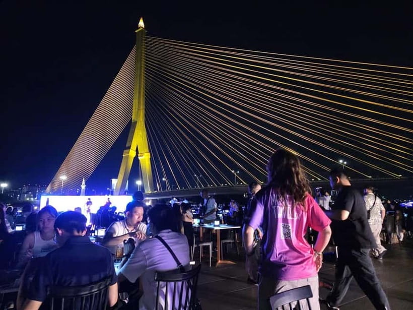 Bangkok: Opulence Luxury River Dinner Cruise - The buffet dinner and drinks: good value, but know what is included