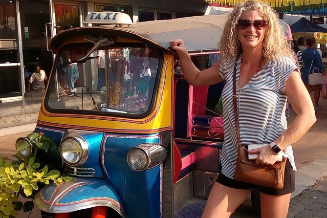 Bangkok Private Custom Tour with a Local Highlights & Hidden Gems - Weekend Adds Chatuchak Market, and It Changes the Energy