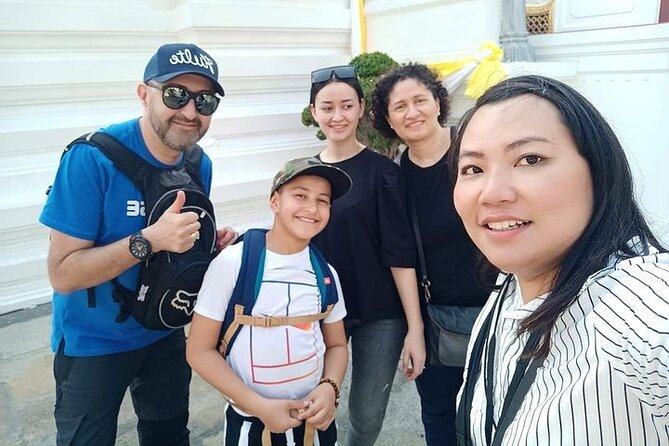 Bangkok Private Walking Tour with A Pro Guide (Tour Car Option) - Key things to know before you go