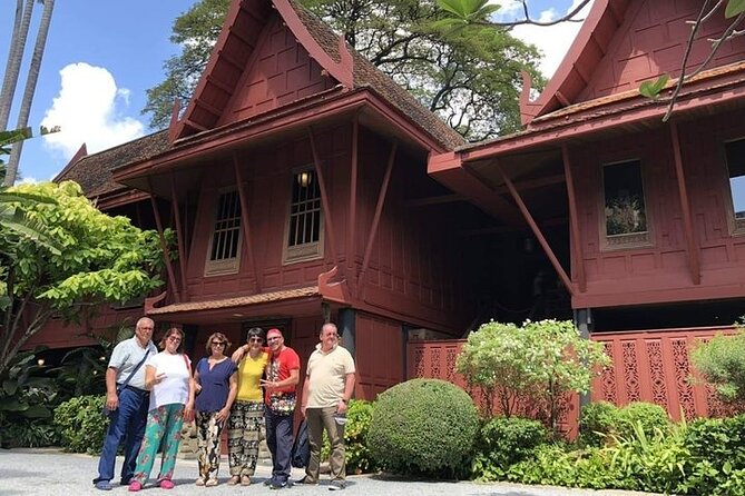 Bangkok Private Walking Tour with A Pro Guide (Tour Car Option) - Chinatown when you want street life and shopping