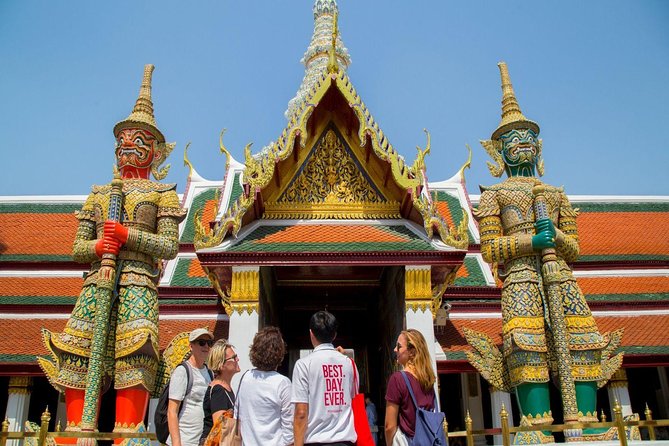 Bangkok’s Treasures: Temples & the Majestic River of Kings - Local impact: longtail boatmen who own their boats