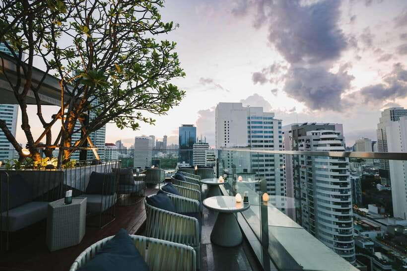 Bangkok: Sky on 20 Rooftop Bar With Free Flow Drinks - Who Should Book Sky on 20 Rooftop Bar