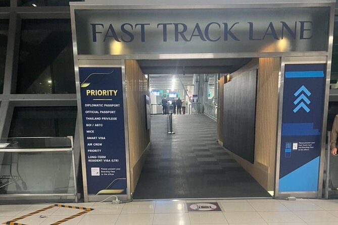 Bangkok Suvarnabhumi Airport VIP Fast-Track Lane Service - Should You Book It?