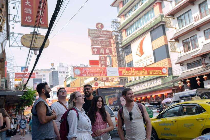 Bangkok: Talad Noi Hidden Gems & Street Food Adventure - The food tastings: turnip cake, chwee kueh, duck noodles, and more