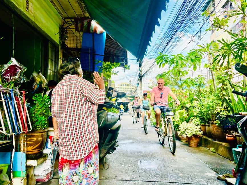 Bangkok: Temples, Canals & Local Life Bike Tour - The Guides: Why Names Like Coco, Dan, and Phillip Come Up Again and Again