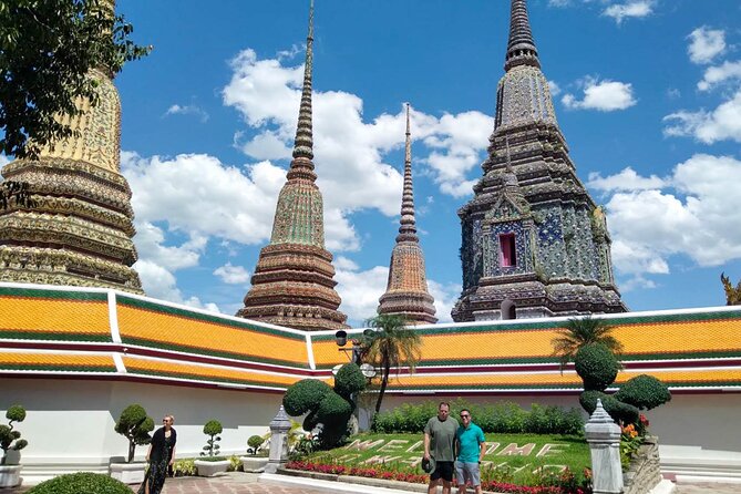 Bangkok Temples Tour at Wat Arun, Wat Phoa and Wat Saket - What the Tour Adds Through the Guide (Not Just the Buildings)