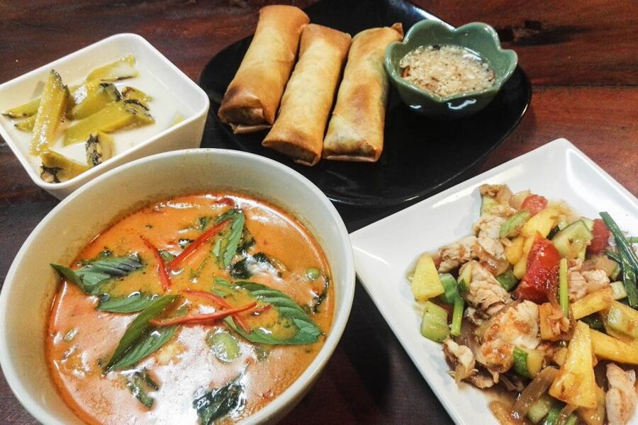 Bangkok: Thai Cooking Class and Onnuch Market Tour - Timing and pacing: how to make the 4-hour window work for you