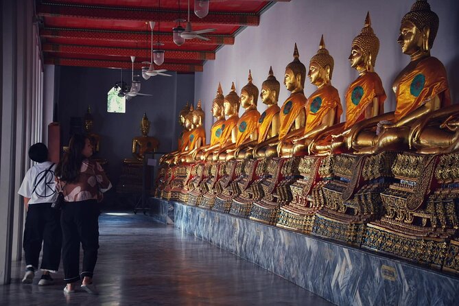 Bangkok: The Grand Palace, Wat Pho, and Wat Arun Walking Tour - Meeting at Golden Place, start time 9:00 am