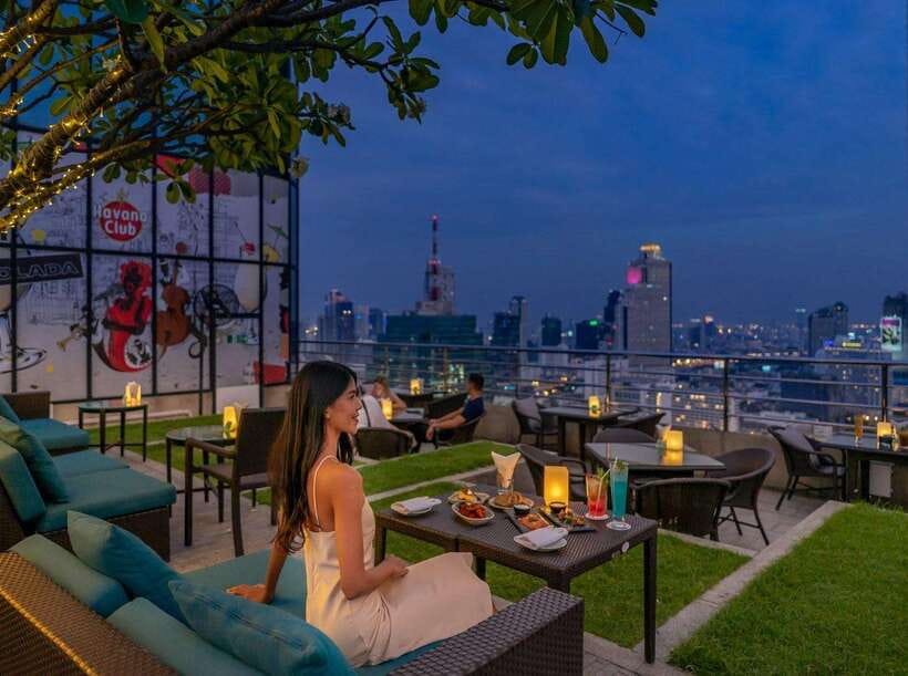 Bangkok: ThreeSixty Rooftop Bar at Millennium Hilton - ThreeSixty Rooftop Bar: the hotel-floor setting that makes it feel special