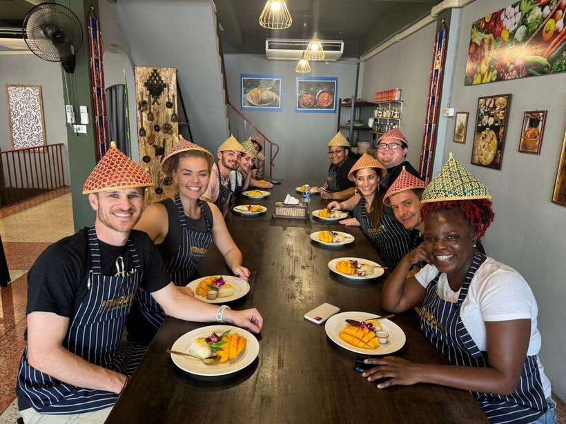 Bangkok: Tingly Thai Cooking School Half-Day Cooking Class - Curry day: curry paste from scratch plus a real weekday choice