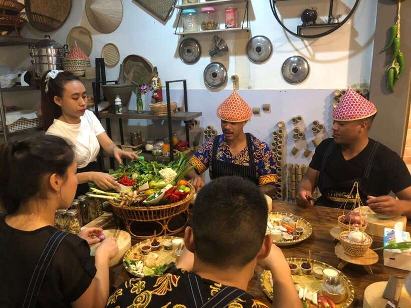 Bangkok: Tingly Thai Cooking School Half-Day Cooking Class - What you cook: the 4-course Thai lineup you can repeat