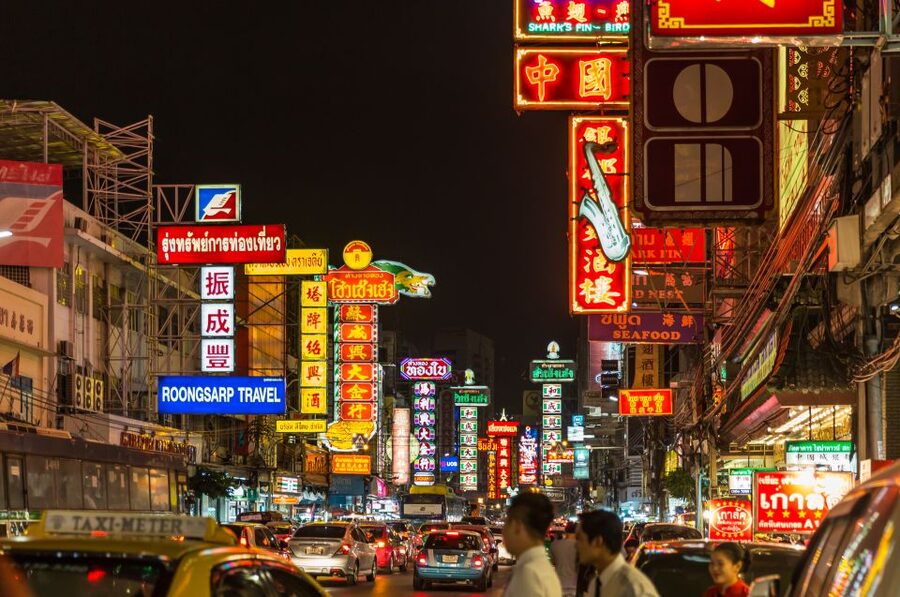 Bangkok: Travstore Original Bangkok Discovery Tour - Wat Saket Golden Mount: why the sunset photo stop is the big payoff