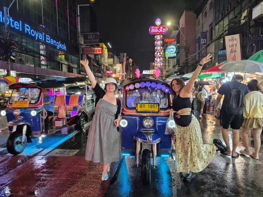 Bangkok: Tuk Tuk Adventure Chinatown Michelin Food & Temples - Key Things That Make This Night Tour Worth It