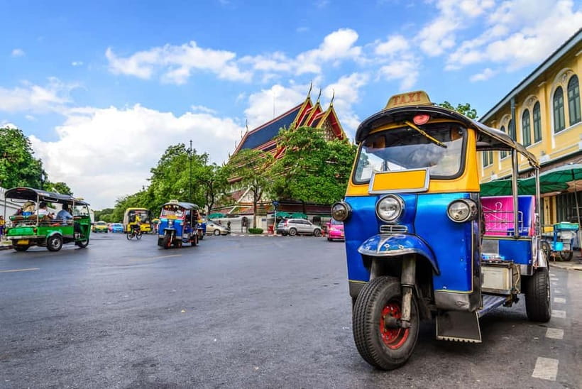 Bangkok Tuk-Tuk City Sightseeing Tour - Grand Palace, Loha Prasat, and Giant Swing in One Sweep