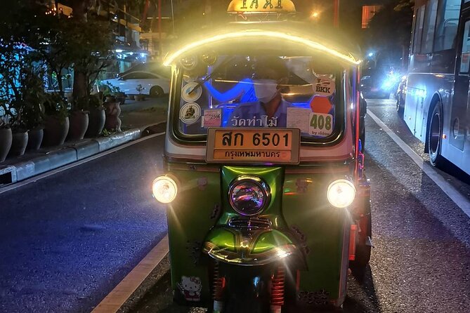 Bangkok Tuk Tuk Food Tour By Night - Chinatown at night, from Yaowarat lanes to first bites