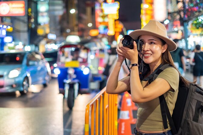 Bangkok Tuk-Tuk Tour by Night with Chinatown Street Food Meal - Chao Phraya after dark: the boat ride that sets the tone