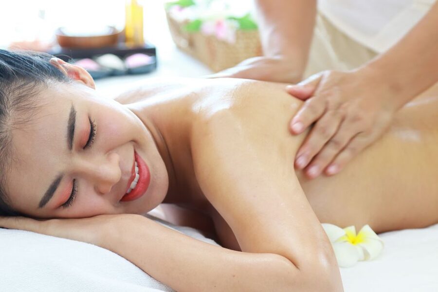 Bangkok: Wat Pho Thai Massage in Your Hotel Room - Wat Pho Style Thai Massage, Delivered to Your Bangkok Room