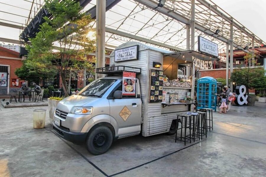 Bangkok with a Private Car and Driver Customizable Tours - Price, what’s included, and when it feels like value