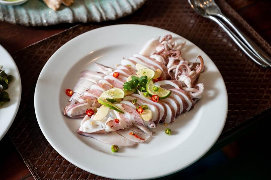 Bangkok: Wonderful Pearl Dinner Cruise and Live Performance - Price and value: what $54 really buys on this 2-hour ride
