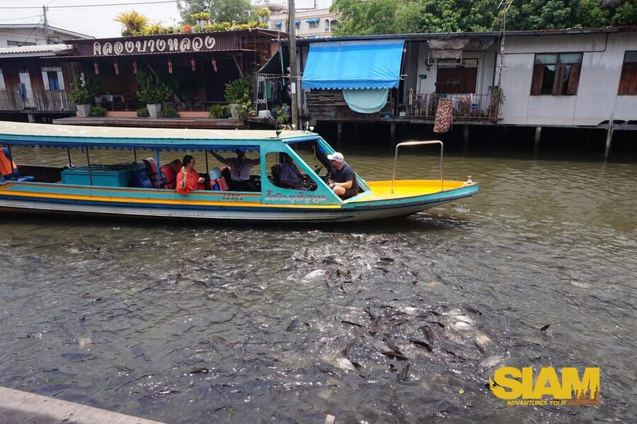 Bangkok Yai Local Canal Tour with Longtail Boat - Artist’s House (Baan Silapin) and the calm pause off the water