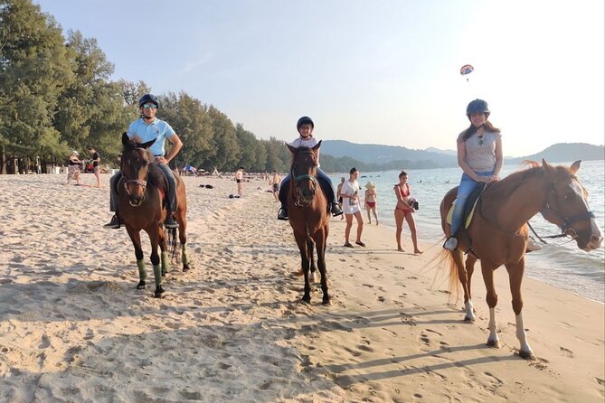 Beach Horse Riding Activity in Phuket - Photos and the romantic and family-friendly angle