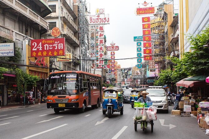 Bike Bangkok at Night with Thai Dinner - Key highlights worth your attention