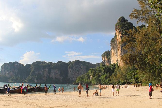Bio Luminescent Swimming From Krabi - Ko Ya Wa Sam snorkeling: your first hour sets the tone