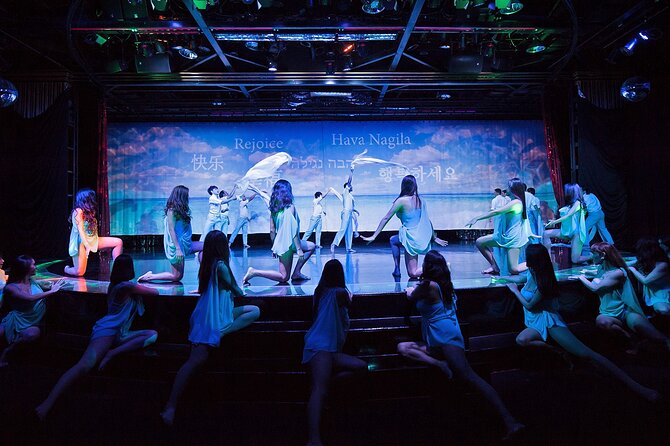 Calypso Cabaret: Dazzling Lights & Performances - Seating, photos, and that last-minute money question