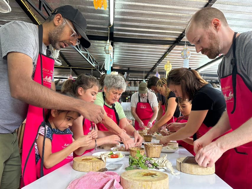 Chiang Mai: Asia Scenic Thai Cooking School - Eating what you made: why the meal style matters