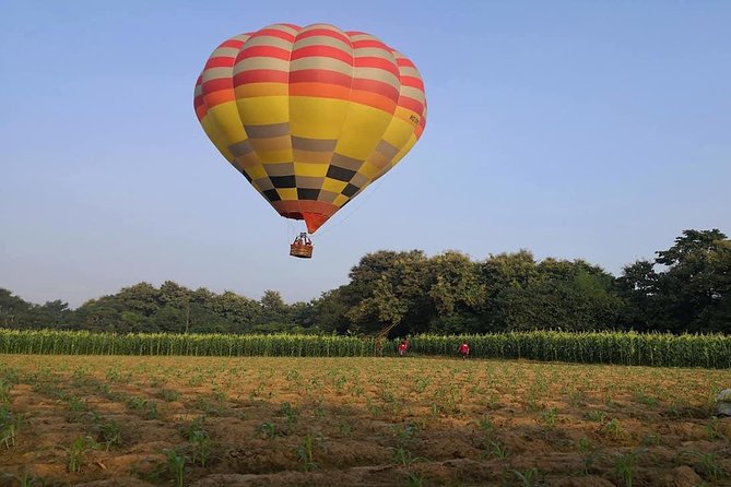 Chiang Mai Balloon Adventure: Classic Basket Balloon Ride - Landing and champagne breakfast: how the morning wraps up