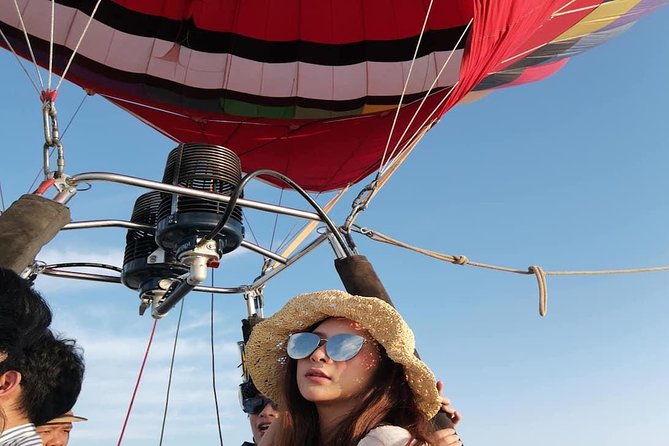 Chiang Mai Balloon Adventure: Classic Basket Balloon Ride - Comfort and photo tips that actually help in the basket