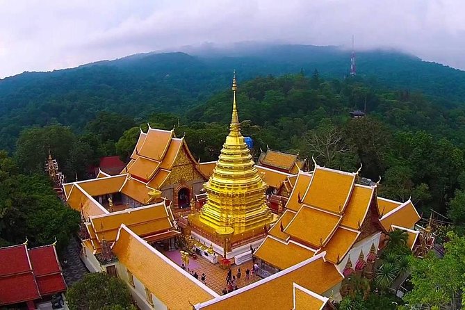 Chiang Mai Best City Tour with Doi Suthep, Pha Lat & Chedi Luang - Small-group pickup in an air-conditioned van, capped at 10