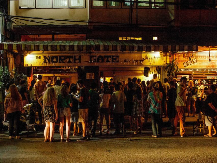 Chiang Mai: Chiang Mai Bar Hopping Guided Night Tour - Low-Impact Touring That Does Not Feel Forced