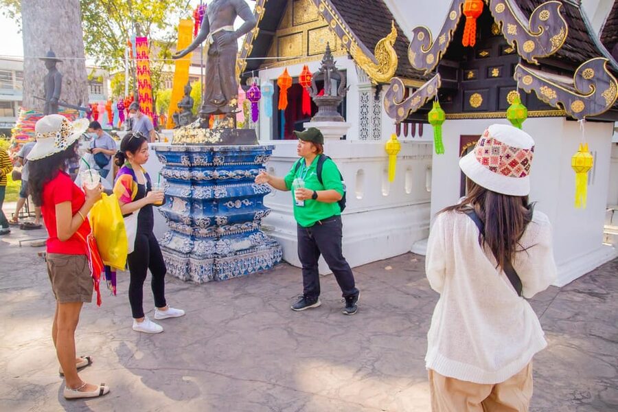 Chiang Mai: Chiang Mai Old City Twilight Walking Tour - Sustainability with TripGuru, and why that matters on a tour like this