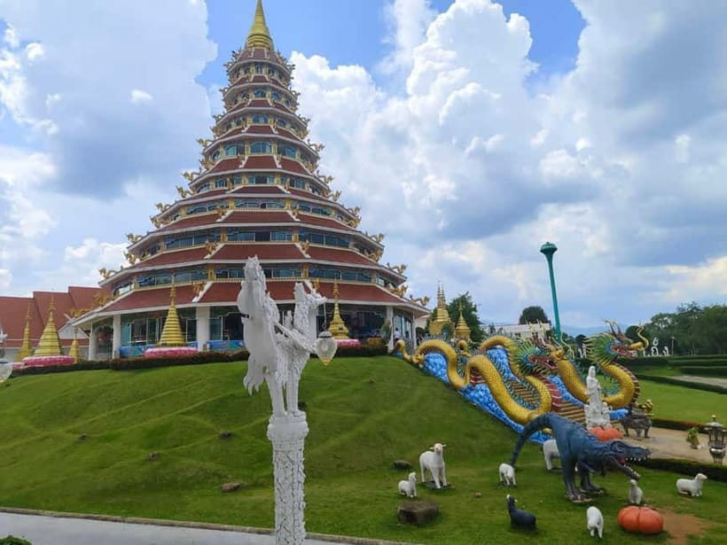 Chiang Mai: Chiang Rai Red, White, and Blue Temples day tour - Key takeaways before you go