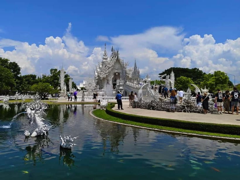 Chiang Mai: Chiang Rai Red, White, and Blue Temples day tour - Why Chiang Rai Temples Are Worth a 12-Hour Day