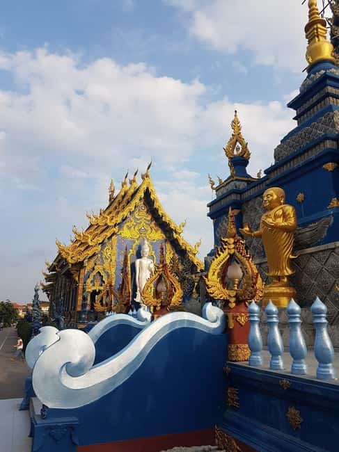 Chiang Mai: Chiang Rai Temples and Long-Neck Karen Village - What to pack and how to dress for temples